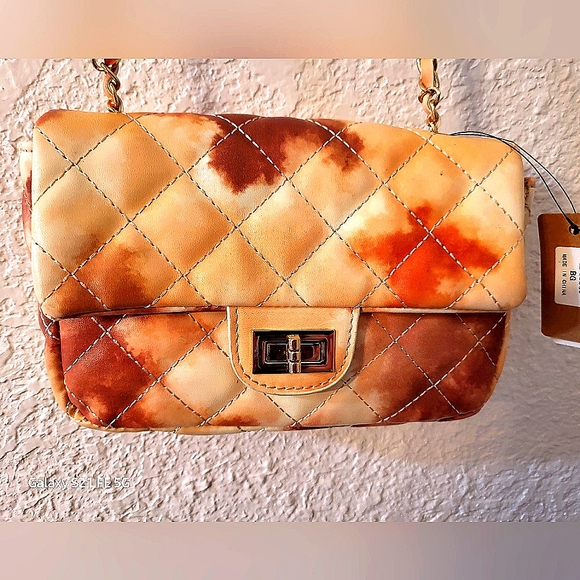 3 a.m. Forever Quilted Crossbody Shoulder Bag - Picture 1 of 11